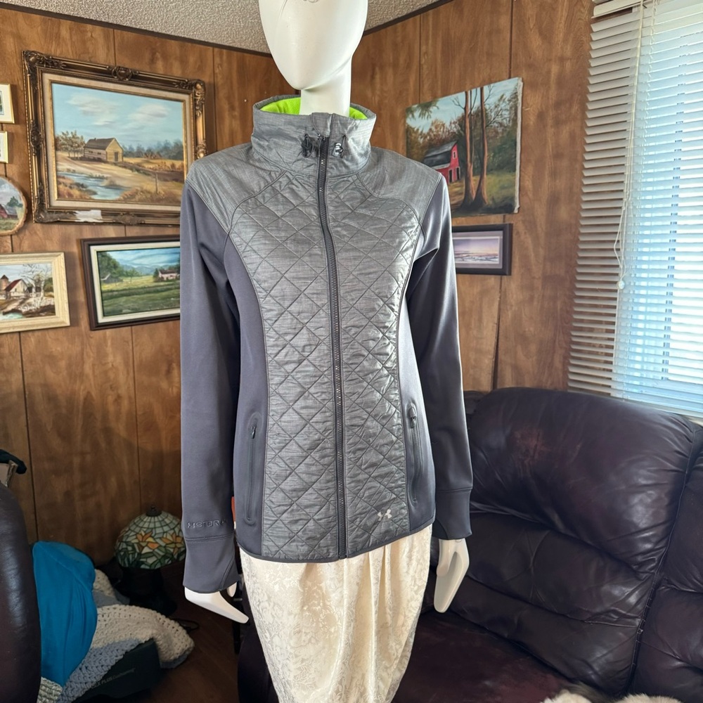 Under Armour Zip Up/Lightweight Jacket